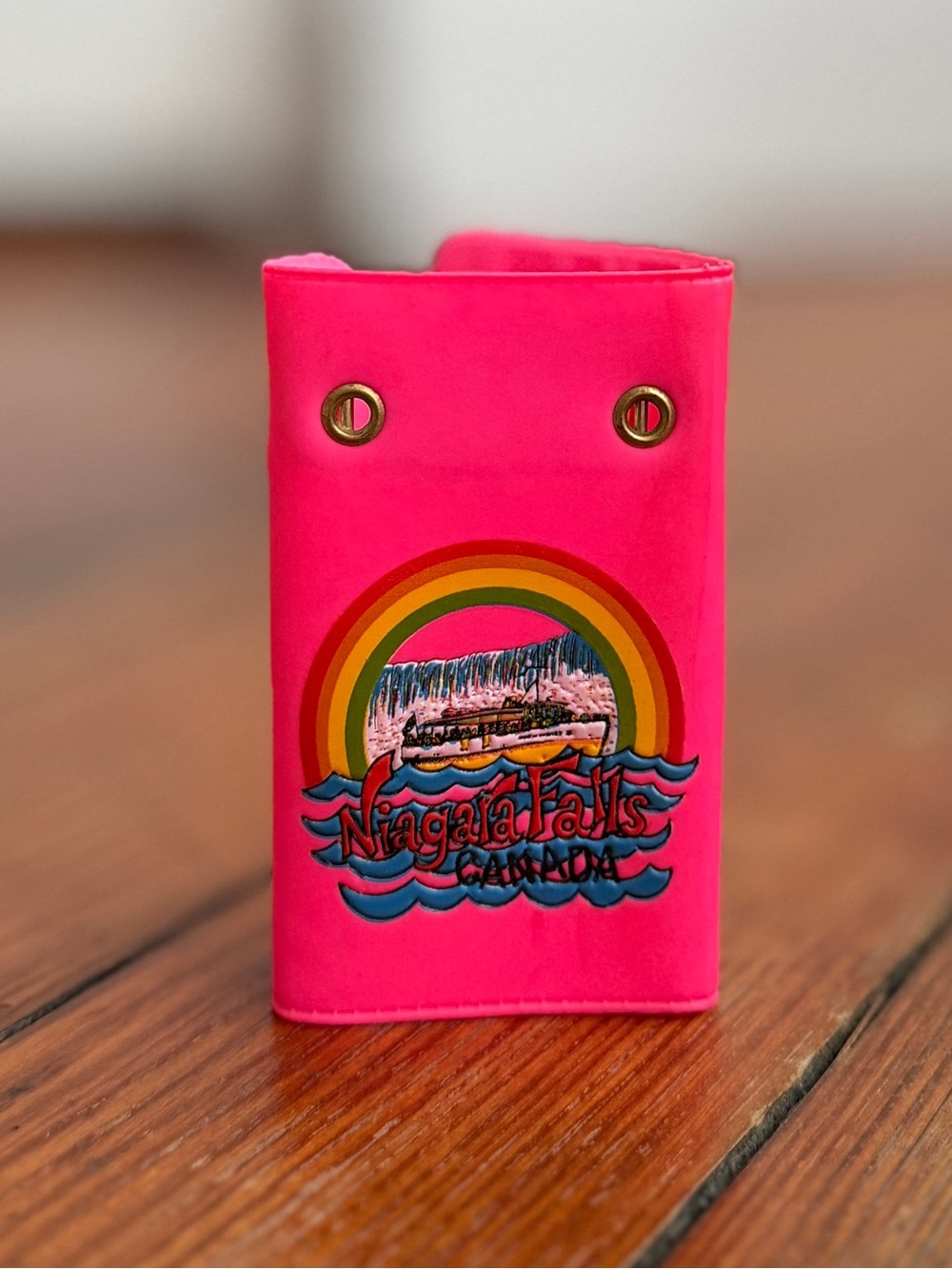 Vintage Niagara Falls Canada travel souvenir key wallet neon pink